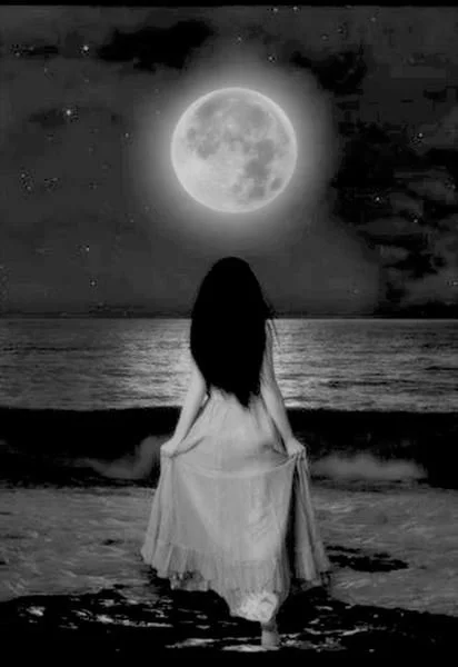 5560693551417cd54c5e4245eeecae1f--full-moon-water-full-moon-art.jpg