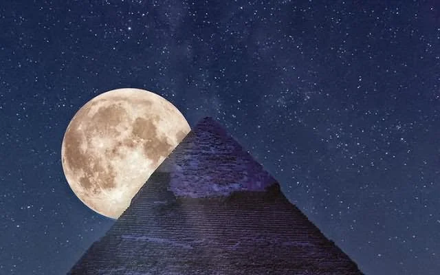 Full-Moon-Just-Behind-The-Egyptian-Pyramid-At-Night.jpg