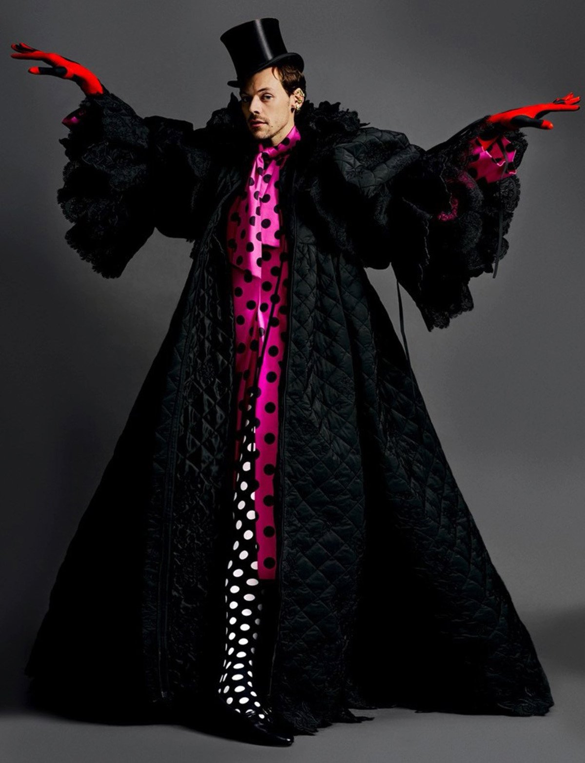 Harry-Styles-covers-Dazed-Magazine-Winter-2021-by-Rafael-Pavarotti-9.jpg