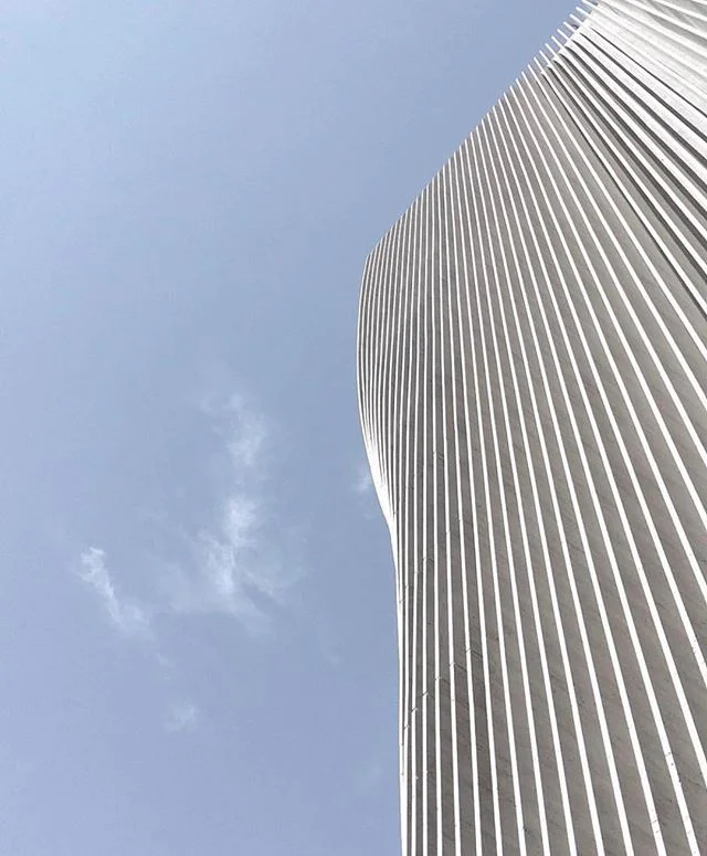 #onekleomenous throught the eyes of @nikosvenner ⭐️🙏🏼✌🏼 www.omniview.com  #Athens #Greece #design #architecture #buildings #interiordesign #parametricdesign #algorithmicdesign #interiorideas #geometry #furniture #architecturelovers  #Omniview #Omn