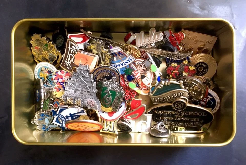 Badges I have been collecting over years. From top: UC Berkely, Space Commander, 2nd Logistic Command, Korea Ministry of National Defense, Alcatraz, 50th SuperBowl, Chicago Bulls, KAIST, I ♥ NY, HongKong, Japan, San Francisco, CocaCola, Mendini, Marquette University, Bubba Gump.