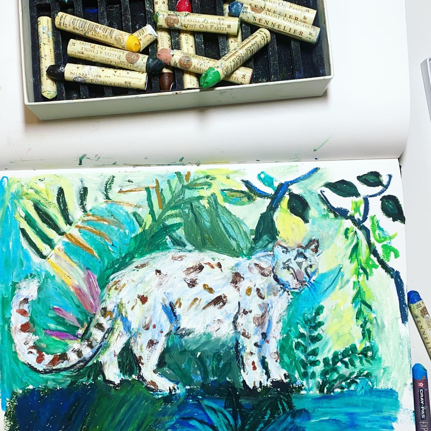 Ruggedly snow leopard #oilpastels