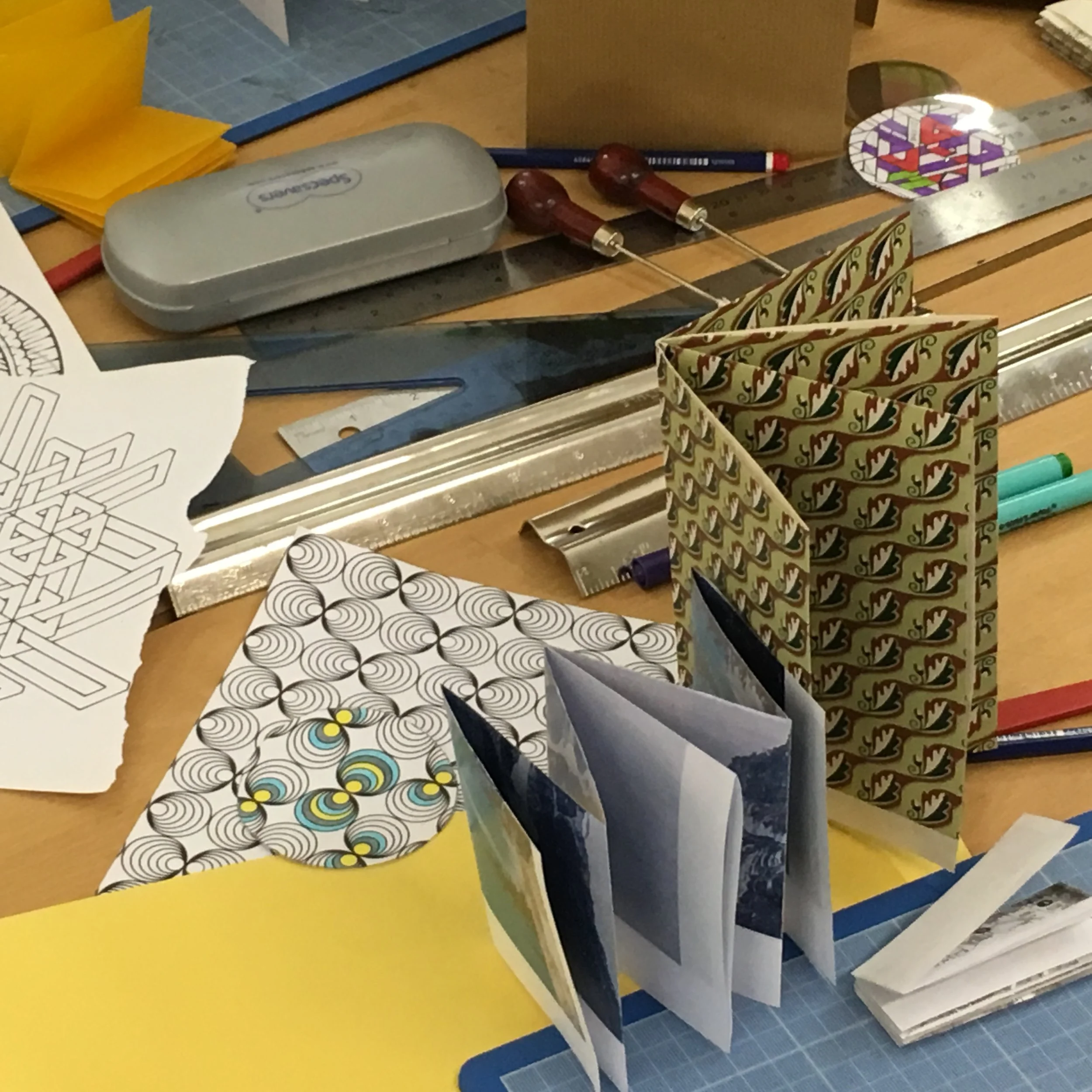  Artist Stephen Fowler led a book-binding workshop as part of the Sketchbook Circle Summer School 2016 at Gerald Moore Gallery. 