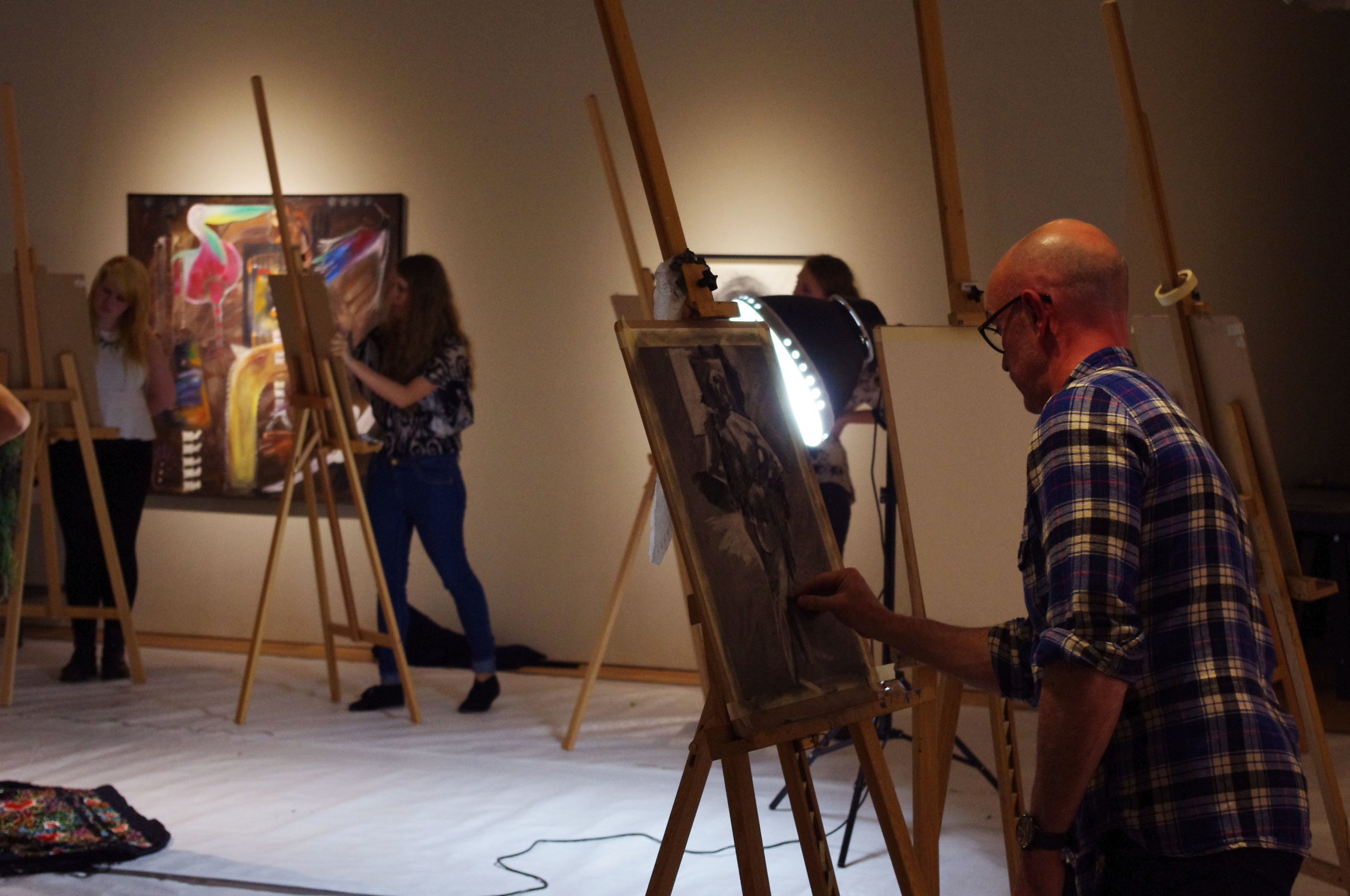 Public classes and workshops at Gerald Moore Gallery
