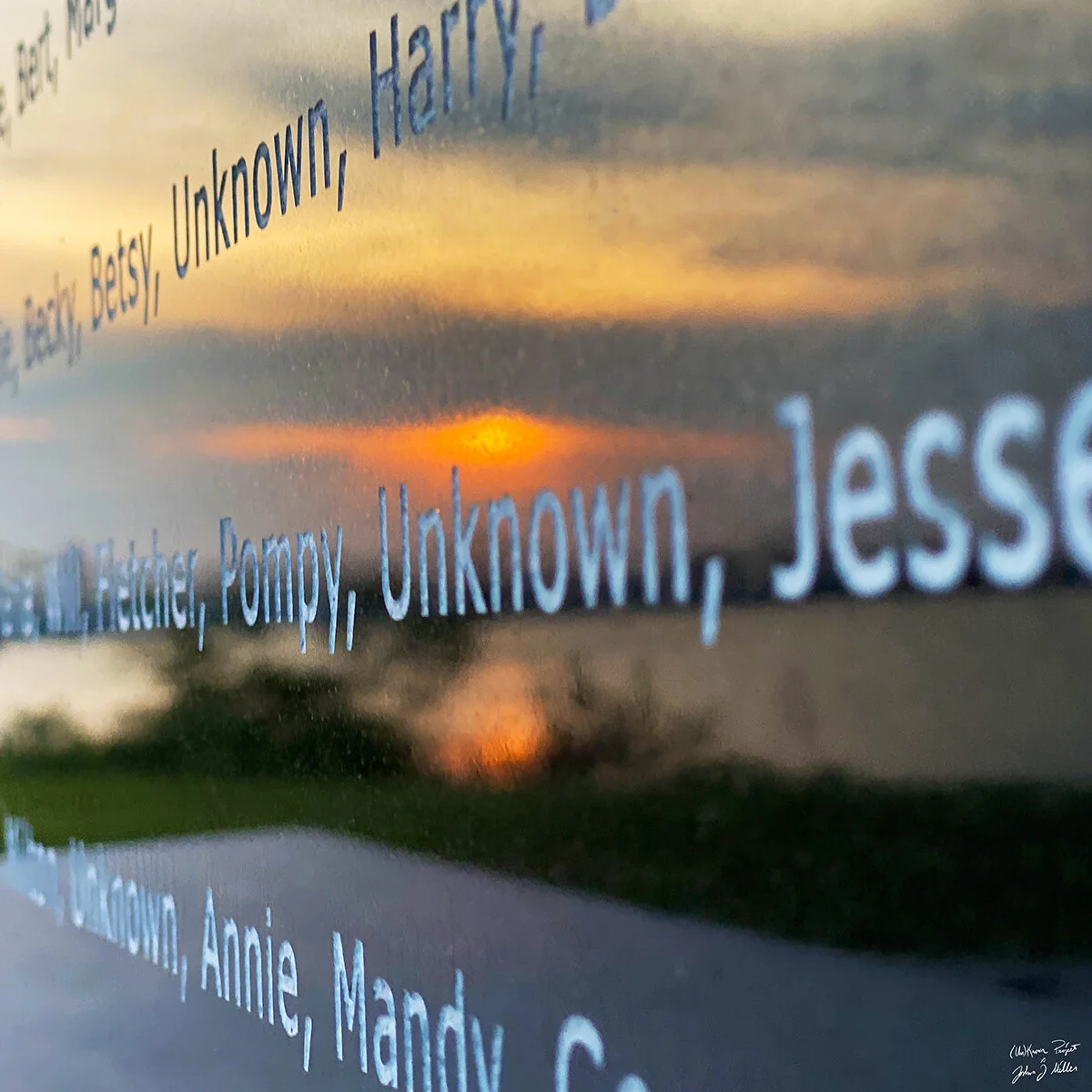 Engraved Names Sunrise Wearable Photo — IDEAS xLab