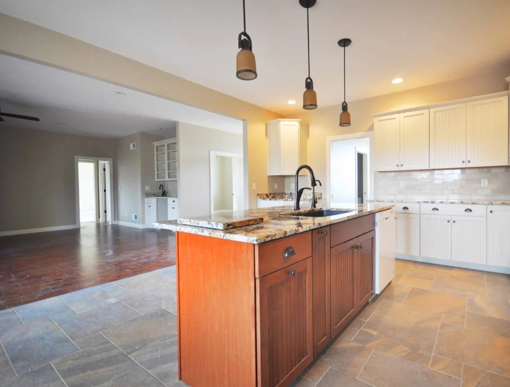 kitchen 3.jpg