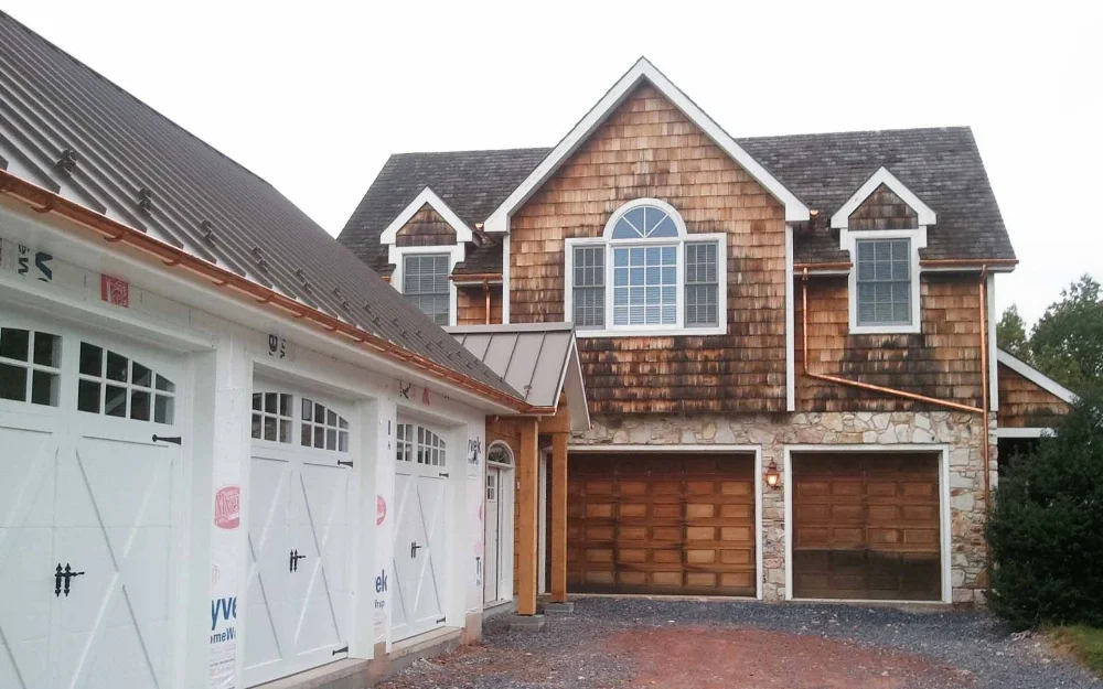 Nealer-garage2.jpg
