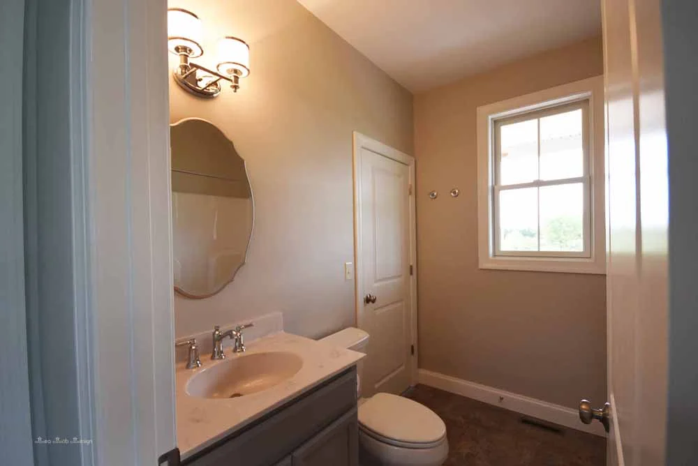 guestbath3.jpg