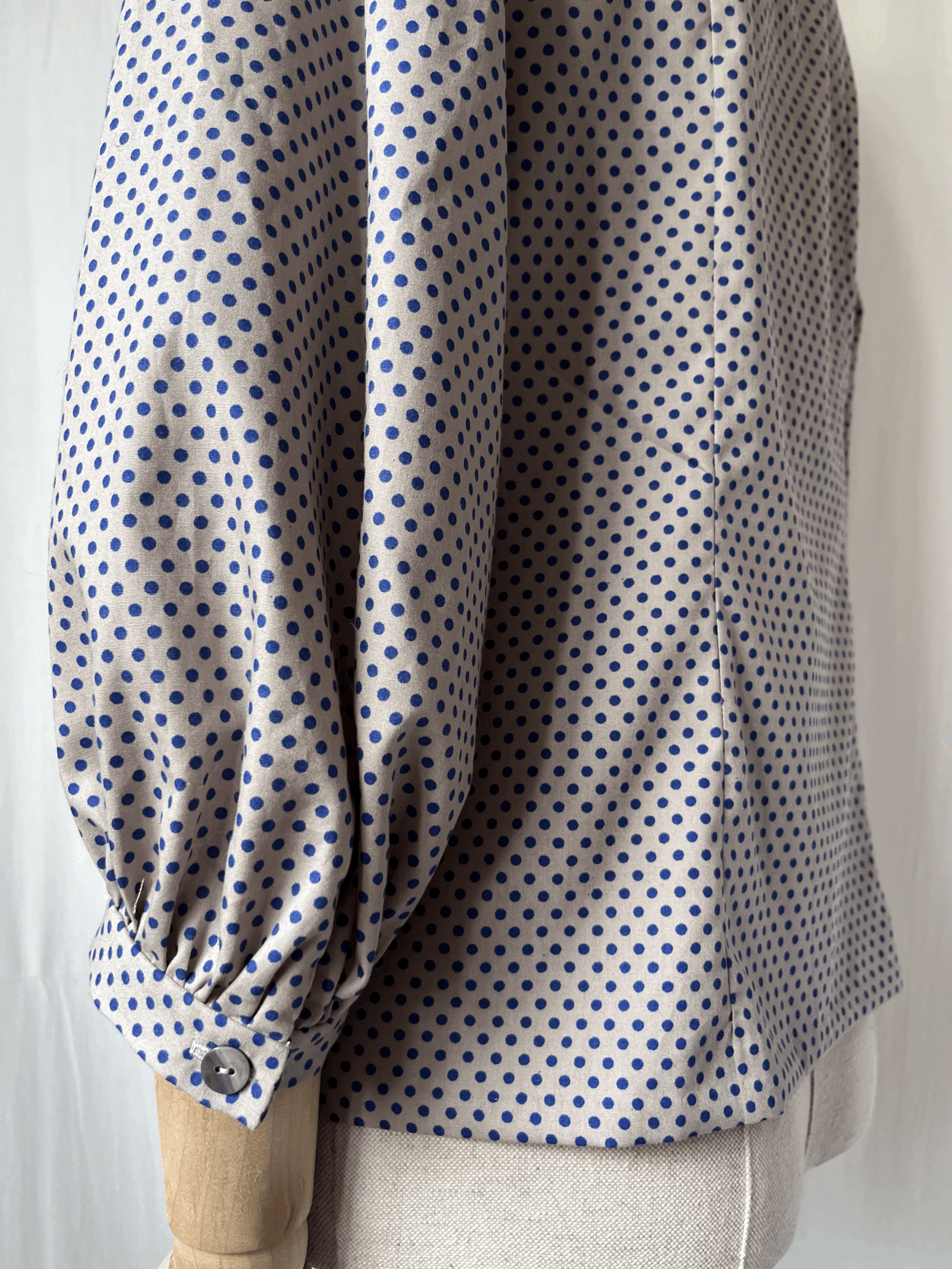Tamsin Blackbourn greta blouse dotty china blue