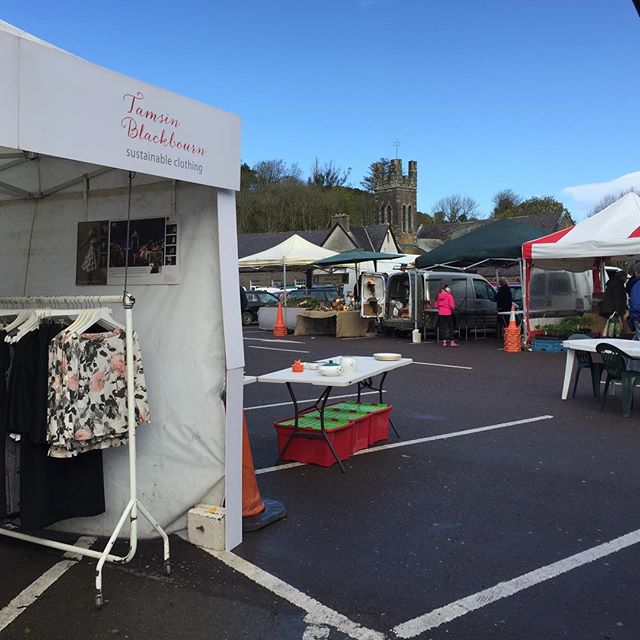 Still a bit breezy, but there are plenty of stalls @skibbereenmarket after Storm Hannah.
.
.
.
.
.
#calmafterthestorm #skibbereen #designermaker #artisanclothing #madeslow #choosewellbuyless #madeinireland #whomademyclothes #sustainable #consciousfas
