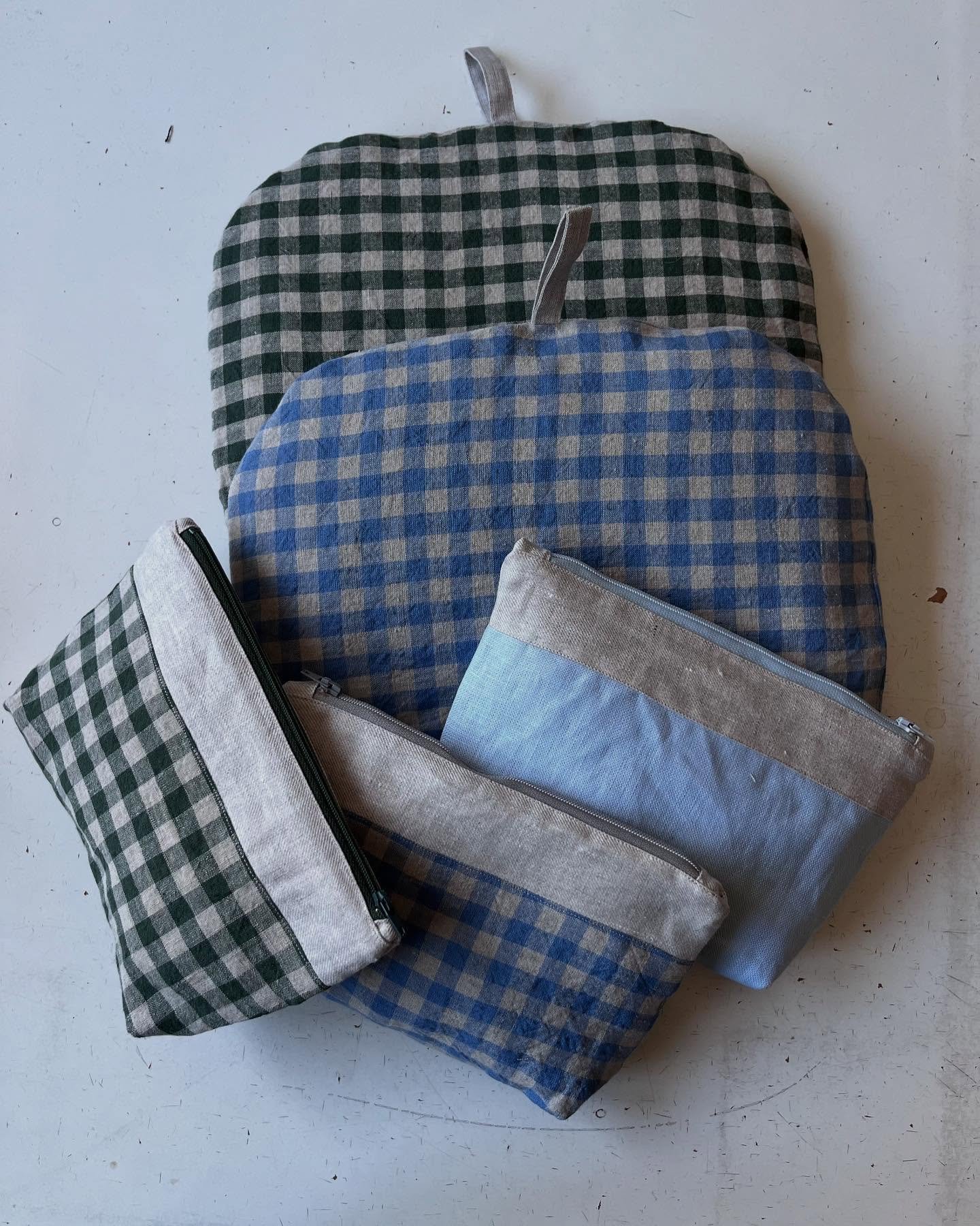 Some new Homeware items I&rsquo;ve had fun making from offcuts of Irish linen and stocked exclusively at @kilcoe_studios in Ballydehob, West Cork.
.
The gingham tea cosy wadding is repurposed medical wool insulation and guaranteed to keep your teapot