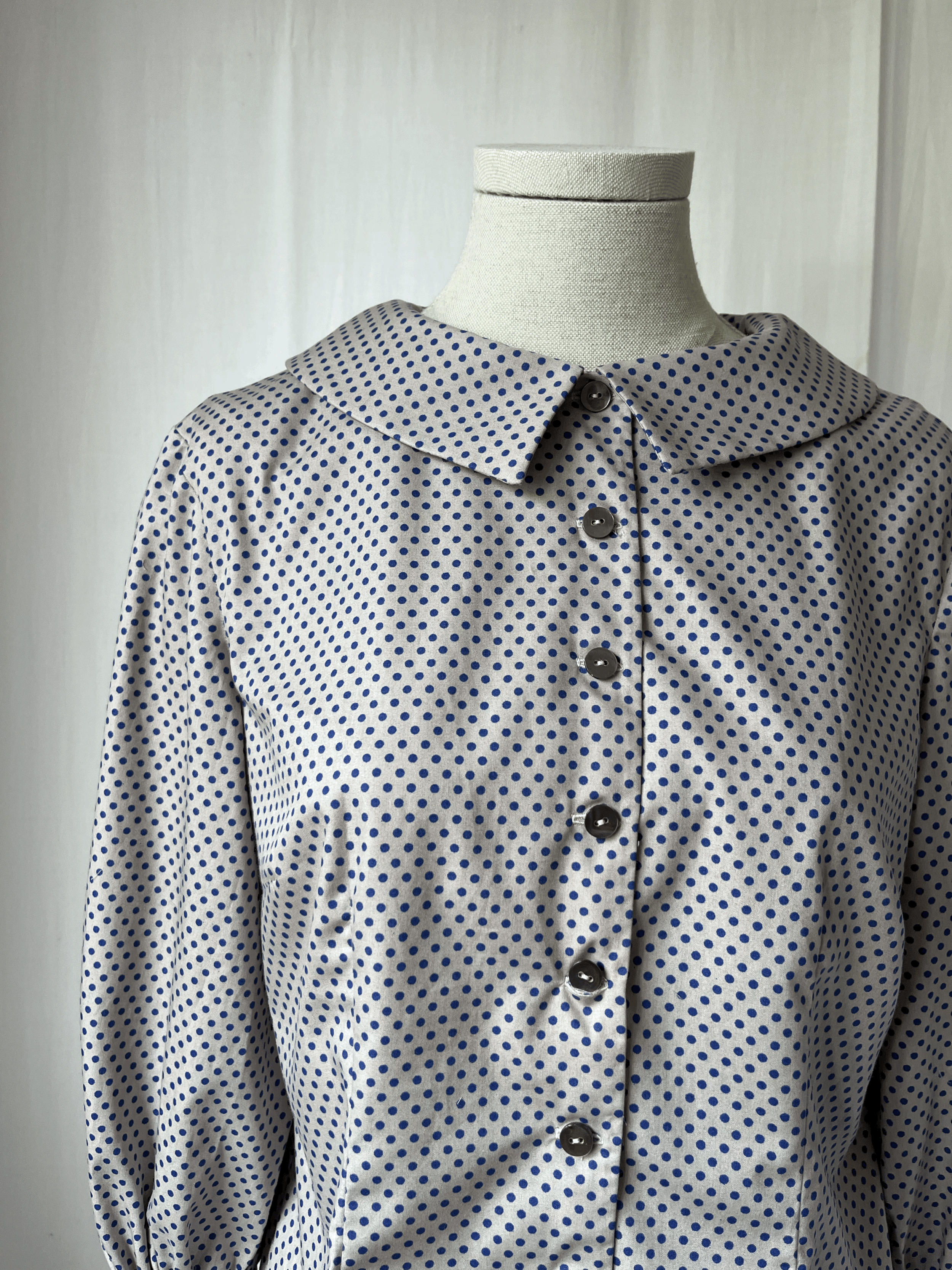 Tamsin Blackbourn greta blouse dotty china blue