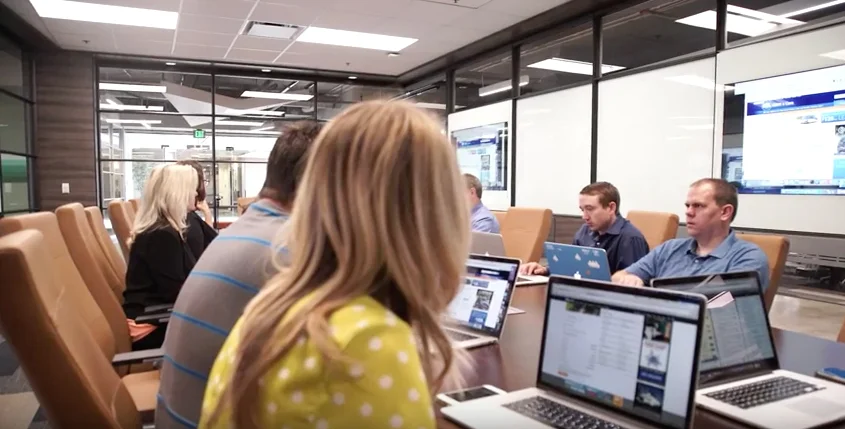 Case Study: Desert Digital Media / DIRTT