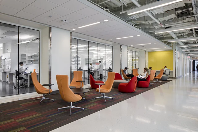 University of Chicago Dedicates New William Eckhardt Research Center Designed by HOK