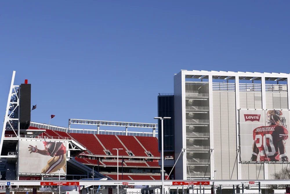 7 Tech-Savvy Stadiums Revolutionizing the Fan Experience