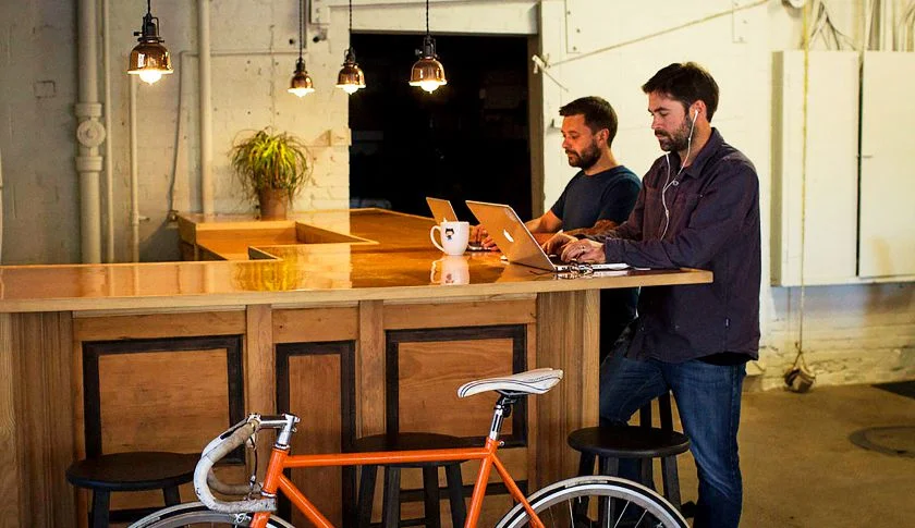 When the CEO has no desk… and everybody else does