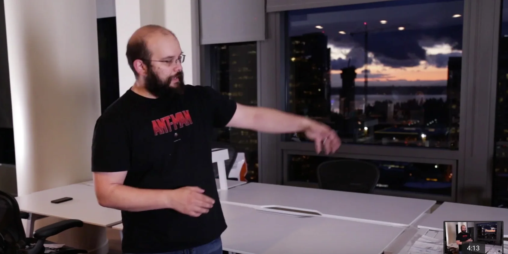 Turnstone Bivi Desks Unboxing: Lineage Media and Solutions