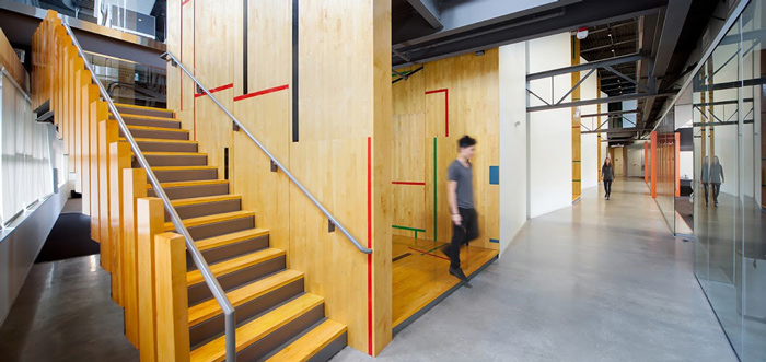 Tableau, a software company, specifically designed its space to enable chance encounters in the circulation between varied work areas.