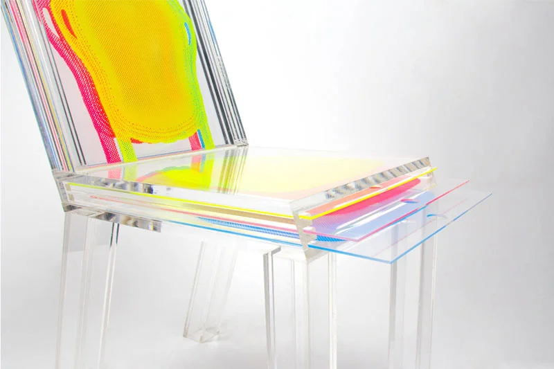 AN ACRYLIC CHAIR YOU CAN CUSTOMIZE WITH PRINTED LAYERS