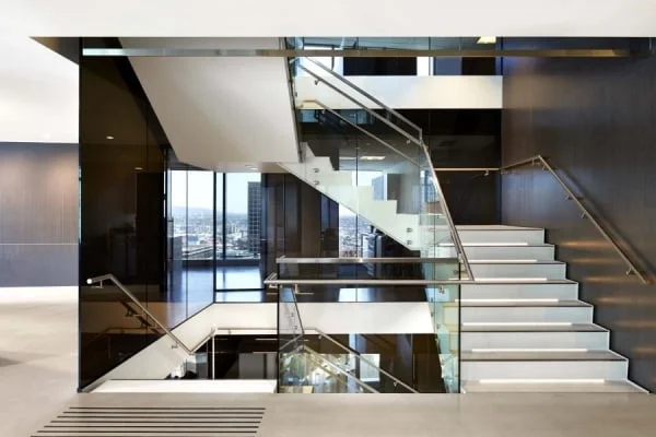 4 tips for creating flow in a multi-level workspace 