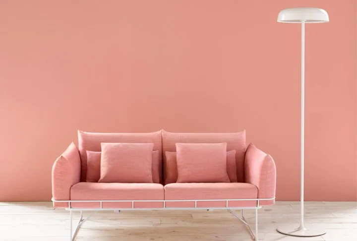 A STYLISH ALTERNATIVE TO HARSH OVERHEAD LIGHTING