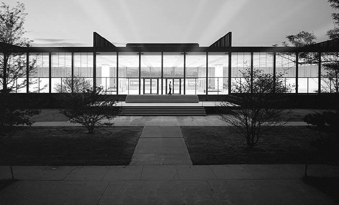 Ludwig Mies van der Rohe's Crown Hall at Illinois Institute of Technology, 1950-1956. Image courtesy of the Mies Society.