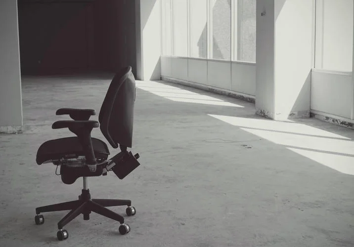 3058759-slide-1-this-brilliant-chair-solves-the-classic.jpg
