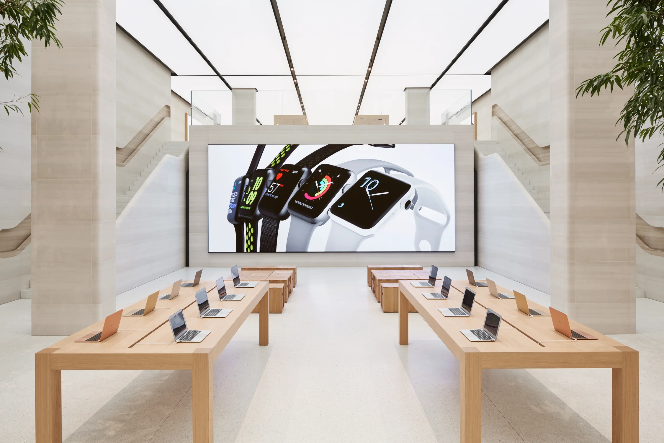 Apple Regent Street reopens with new design