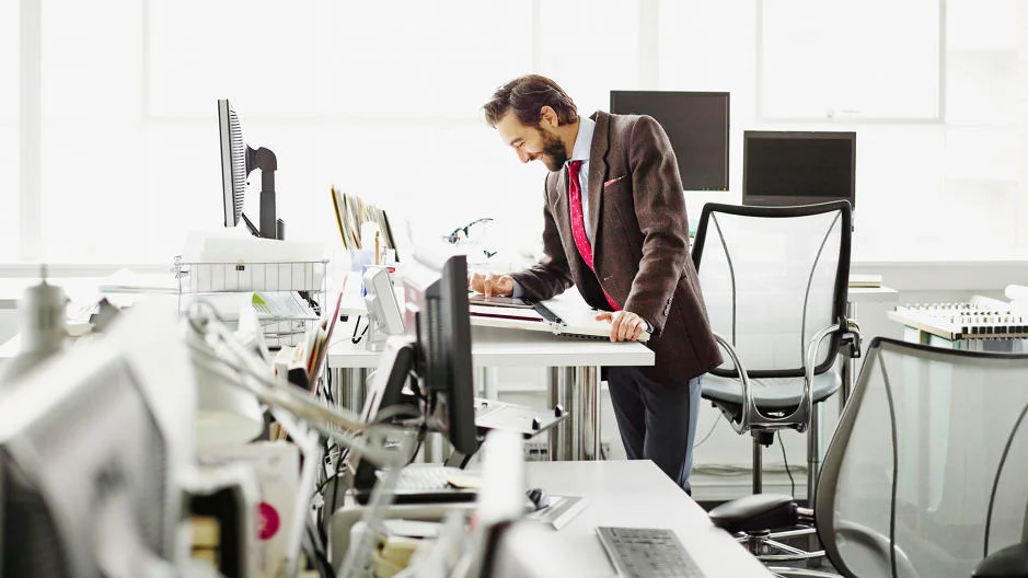 The First-Timer's Guide To Choosing A Standing Desk You Won't End Up Hating