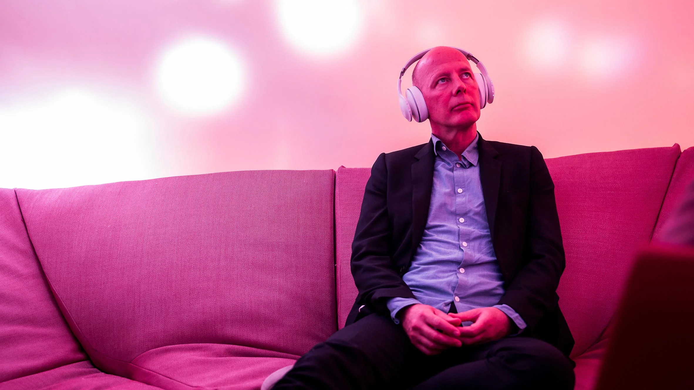 Workplace design must change to combat "epidemic" stress levels says UNStudio founder