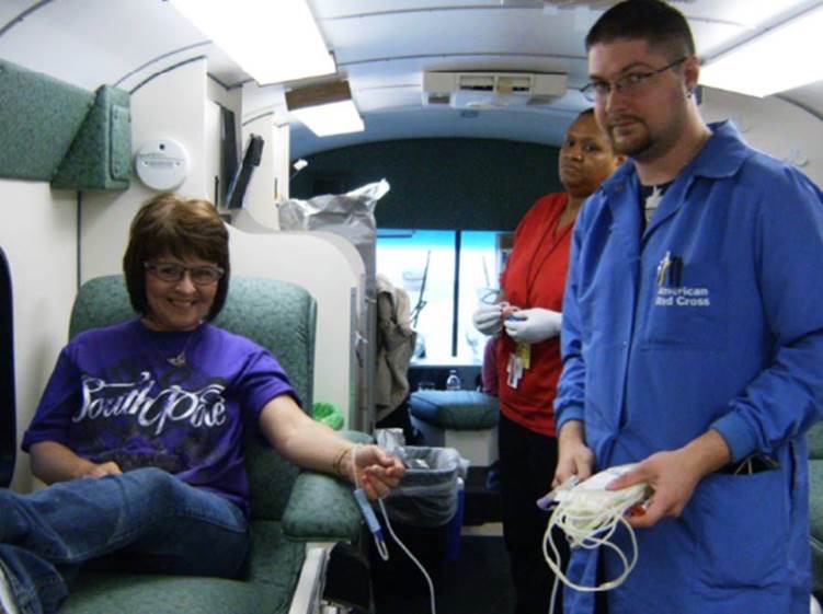Kimball_Intl Big Shout Out to everyone who participated in the blood drive! #29units #sharingiscaring pic.twitter.com/keBScCTMWv Jun 23, 2017, 9:30 AM