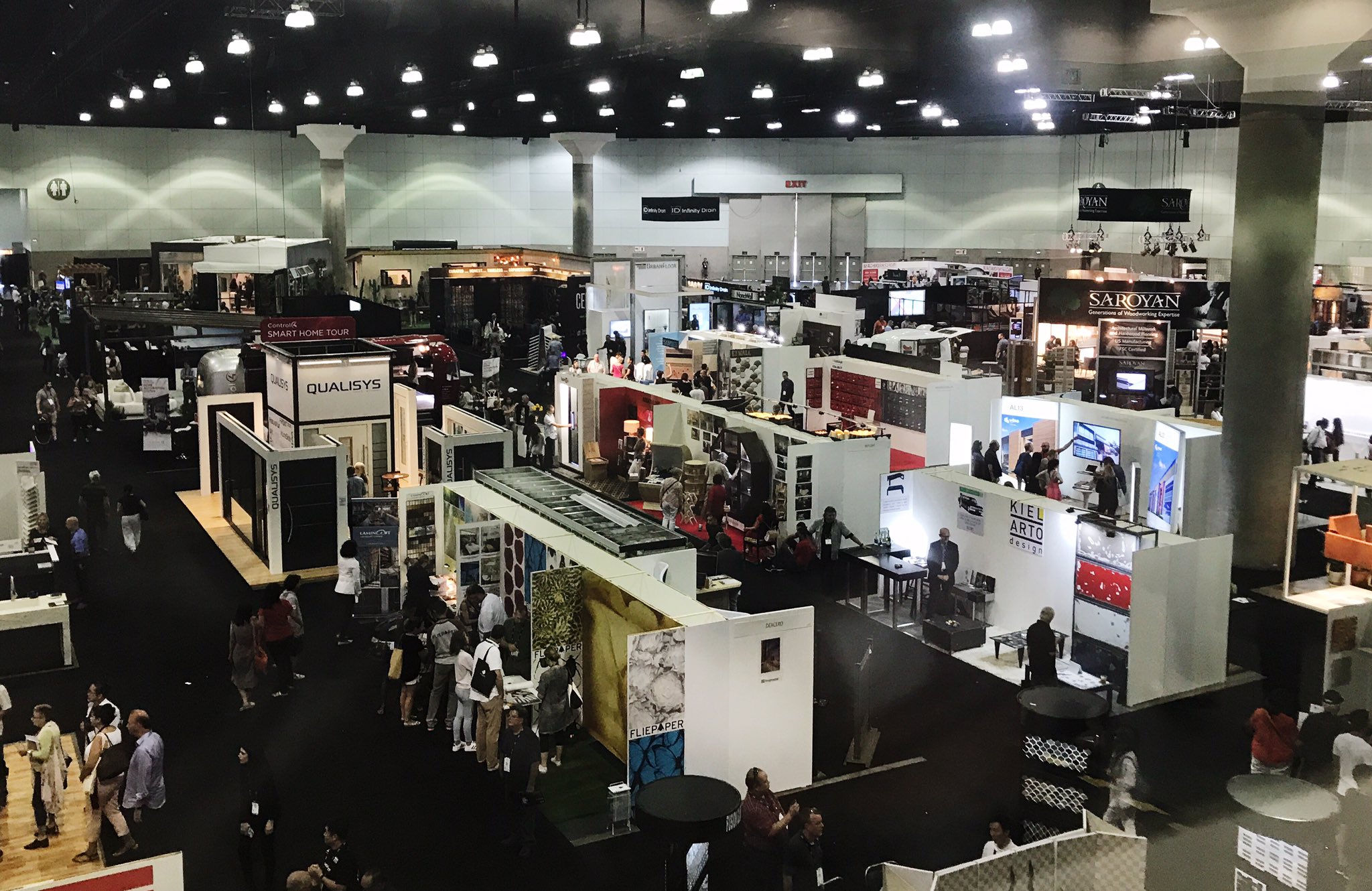 DwellonDesign That's a wrap! We will see you next year Dwellers. #DODLA18 https://t.co/rHvfaapa5o 6/25/17, 6:02 PM