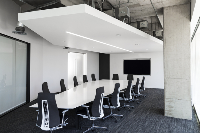 Clemons-Lauckgroup-5-17-288-700x467.jpg