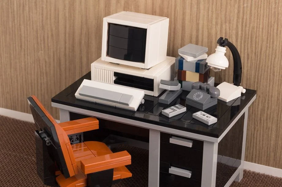 Adorable Lego sets lets you build retro desktops