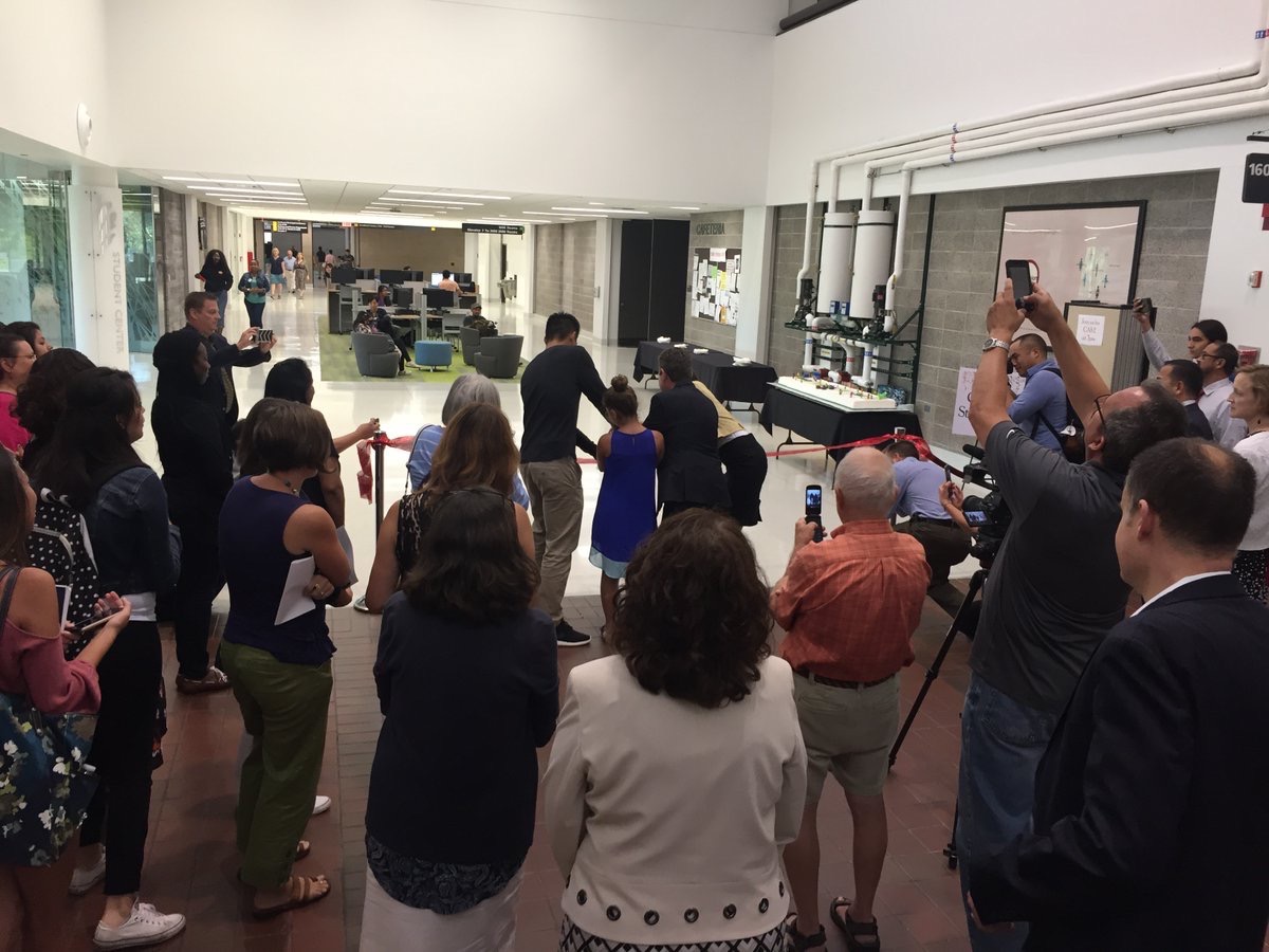 perkinswill_CHI .@OaktonCollege held a ribbon cutting ceremony for the first phase of their “Student Street” renovation. Congrats! pic.twitter.com/7Zx7L8DQTi Aug 23, 2017, 9:52 AM
