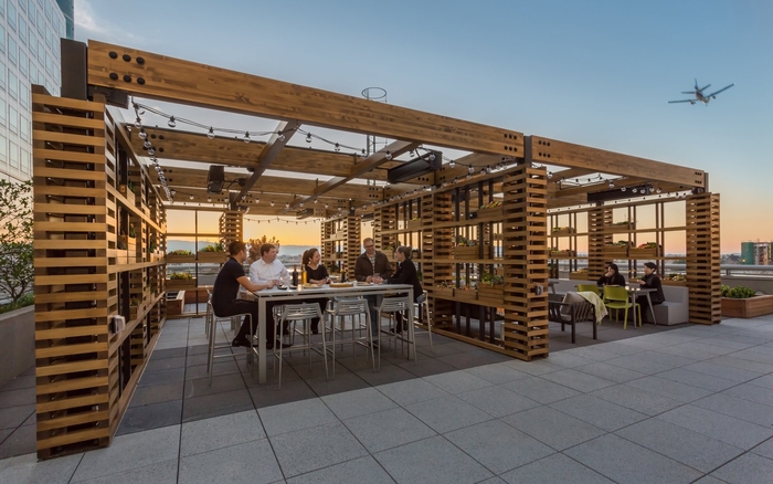 AdobeHQ_25-700x438.jpg