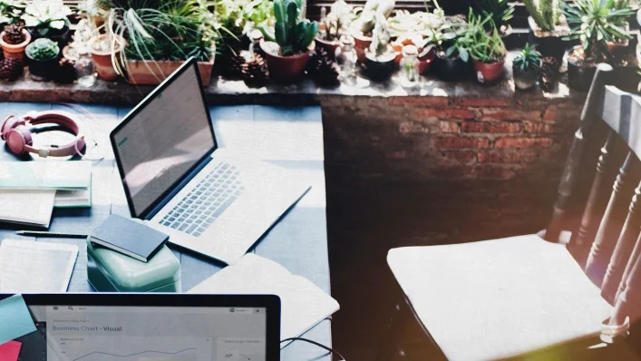 The Ultimate Work-From-Home Checklist For People Who Are Always In The Office