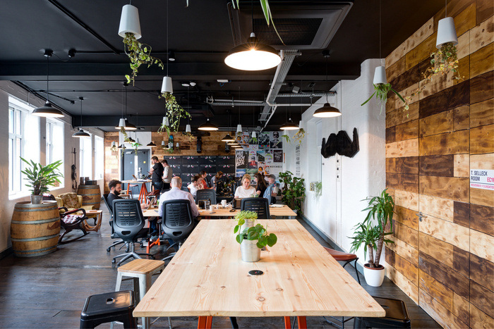 movember-offices-london-ccws-interiors-11-700x467.jpg