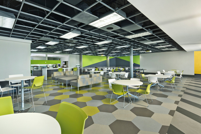 sunquest-info-systems-offices-within-studio13-700x467.jpg