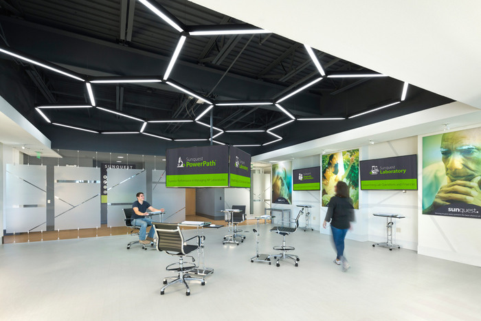 sunquest-info-systems-offices-within-studio5-700x467.jpg