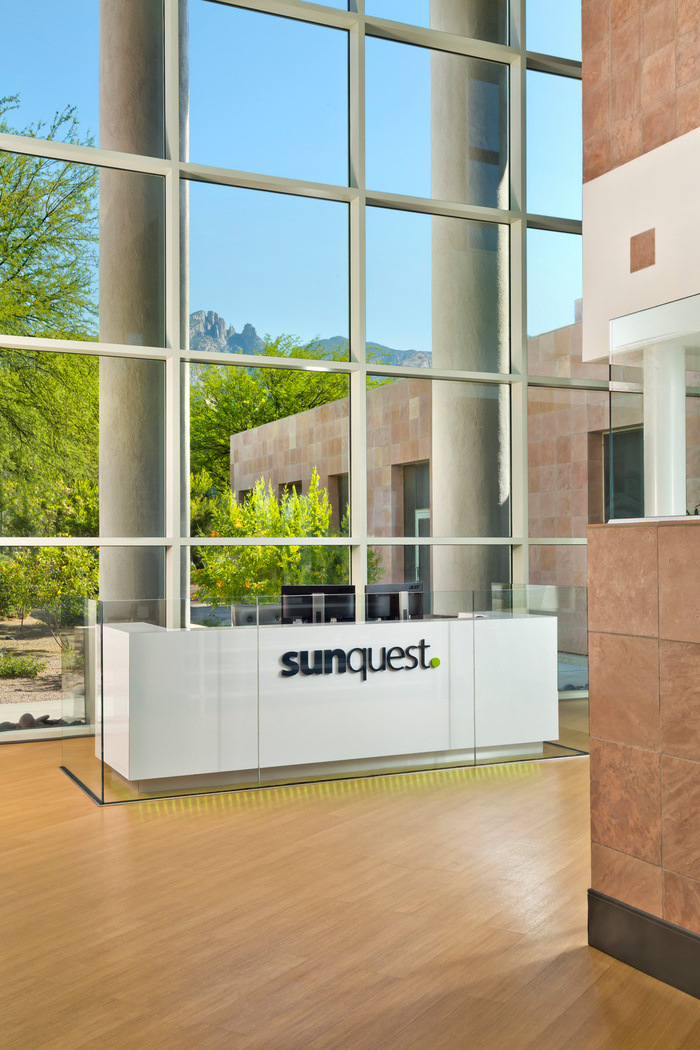 sunquest-info-systems-offices-within-studio2-700x1050.jpg