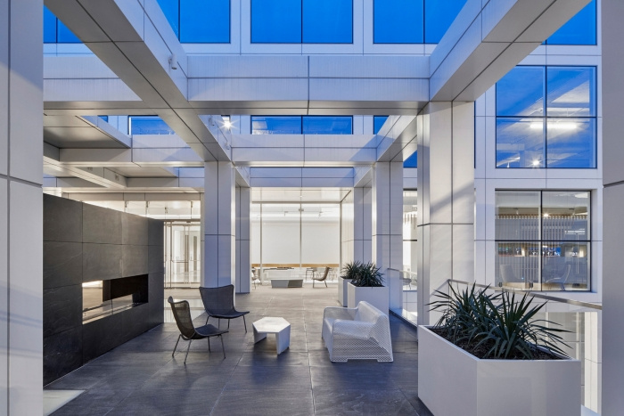 one-legacy-west-communal-space-dallas-lauckgroup-17-700x467.jpg