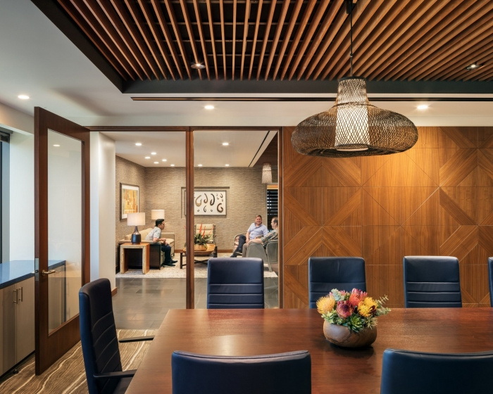 kings_hawaiian_offices_torrance_philpotts_interiors_4-700x560.jpg