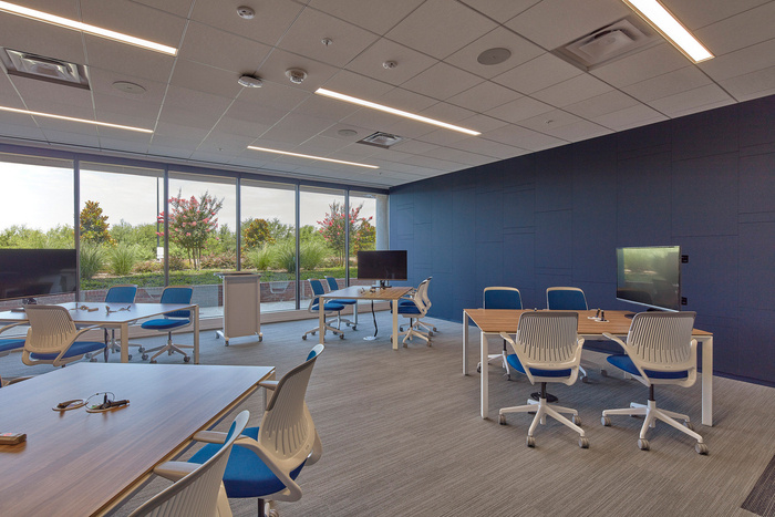 realpage-offices-dallas-hga-architects-23-700x467.jpg