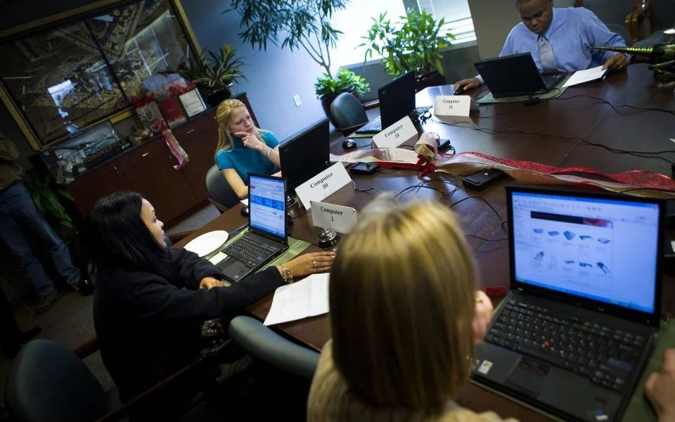 Is noise in the workplace a good thing?