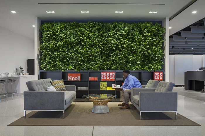 Knoll Los Angeles Showroom Gets the Gold