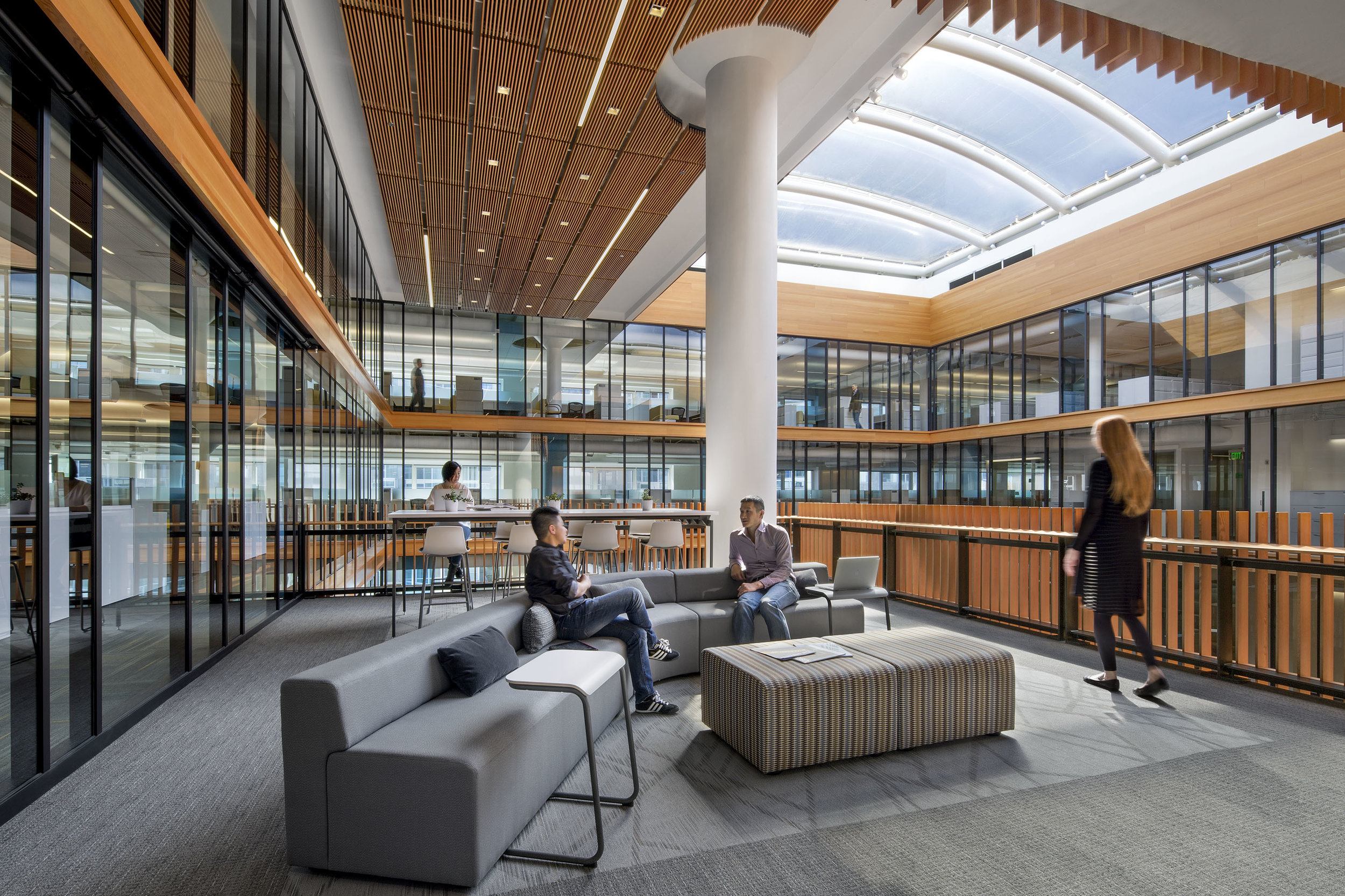 Majority of US workers still prefer to work from an office