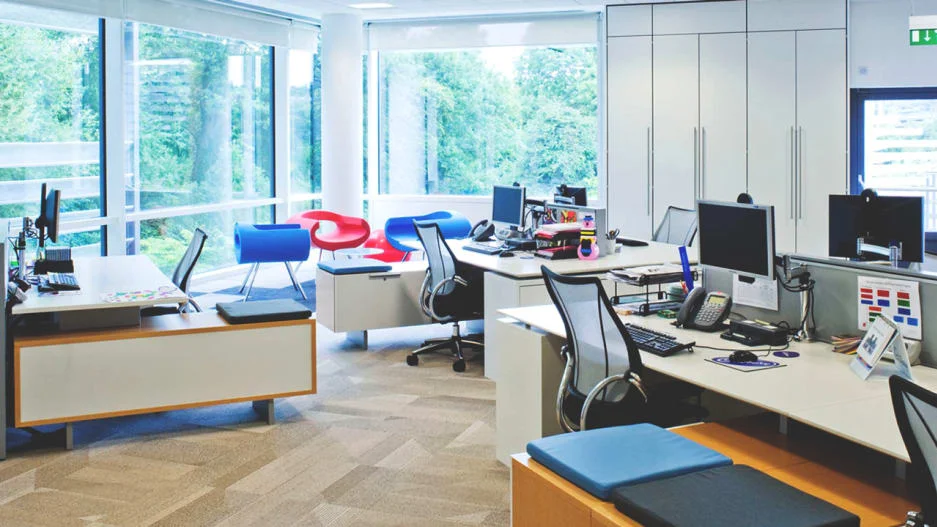 How To Survive In An Open Office Without Hating Your Coworkers