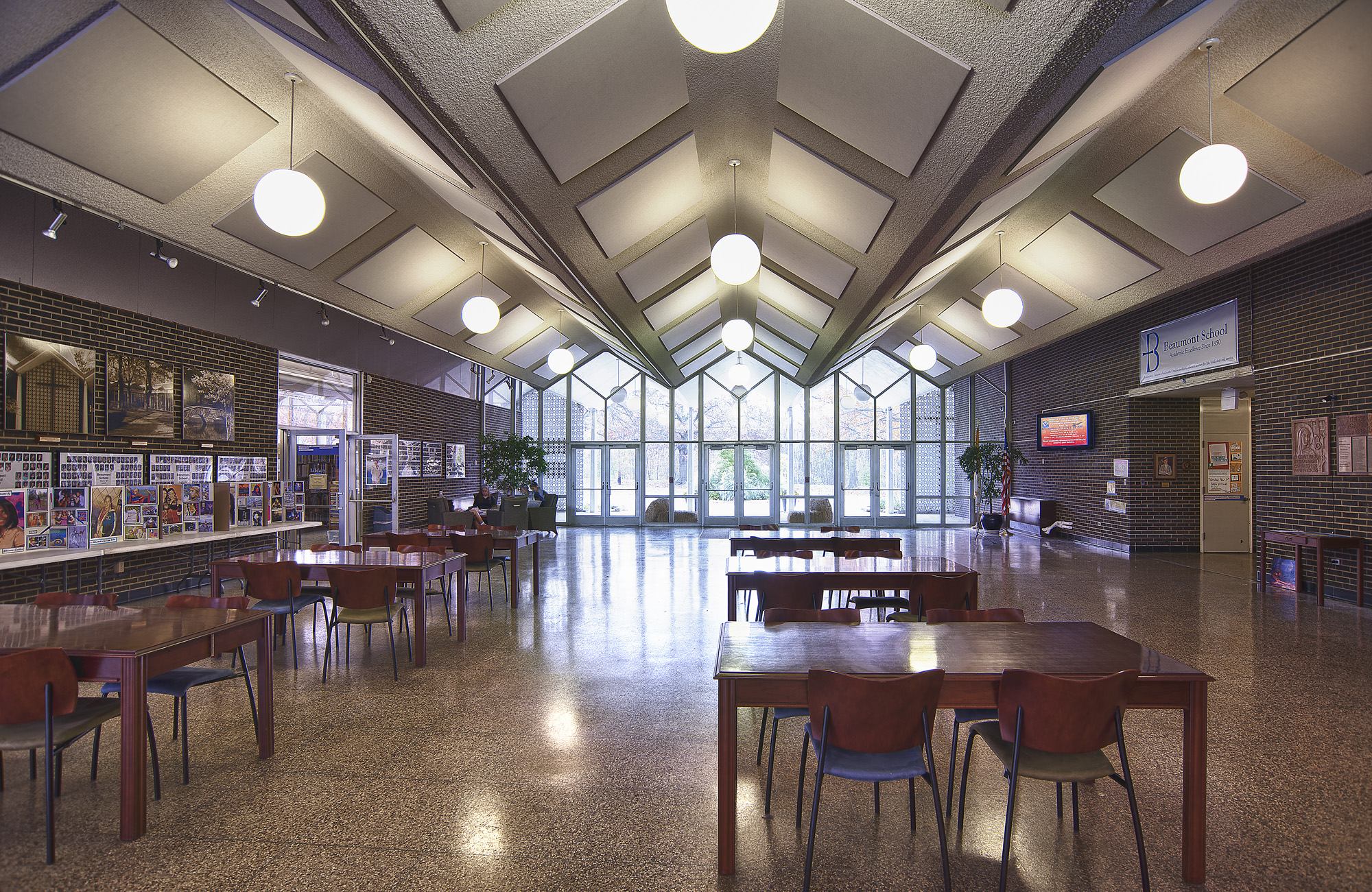 APS-3 lobby ceiling 3.jpg