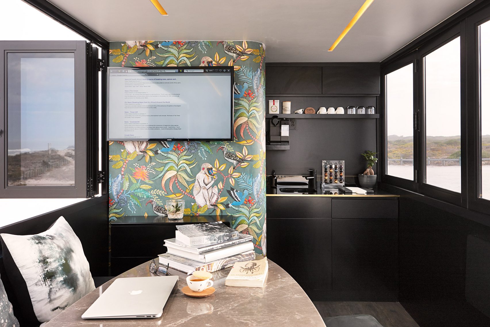 Nova-workspace_dezeen_2364_col_16-1704x1136.jpg